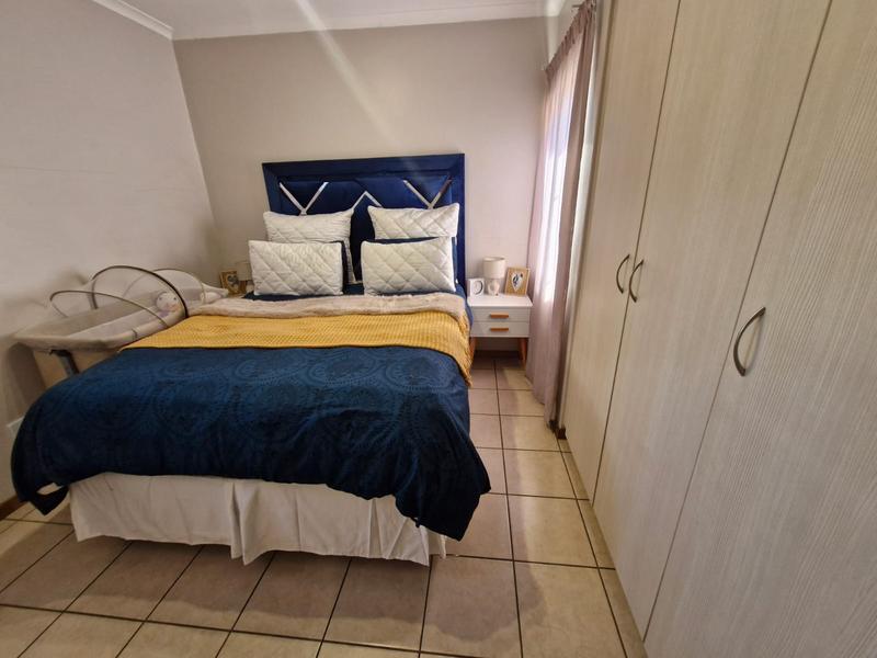 2 Bedroom Property for Sale in Esther Park Gauteng