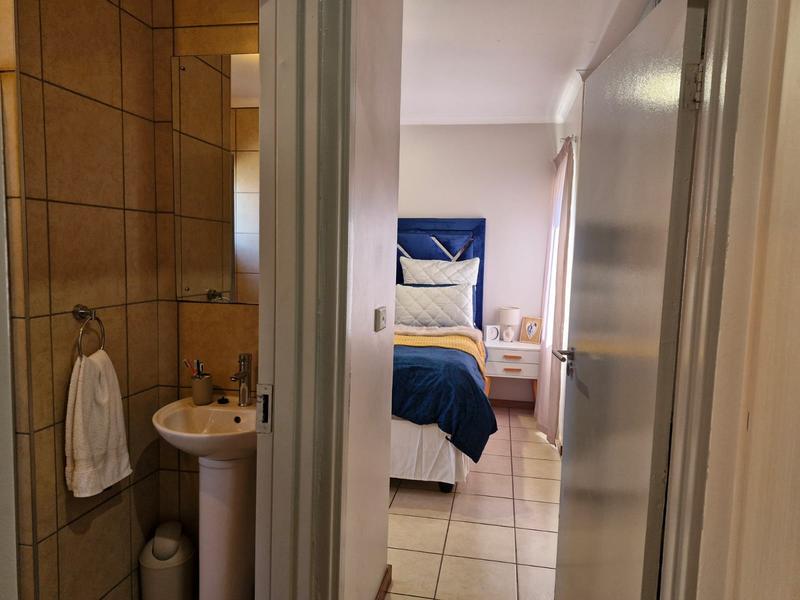 2 Bedroom Property for Sale in Esther Park Gauteng