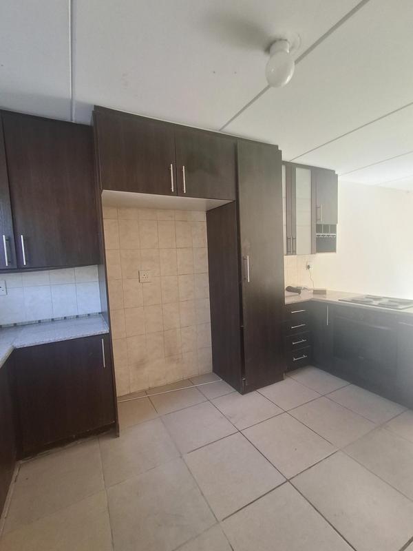 2 Bedroom Property for Sale in Gezina Gauteng