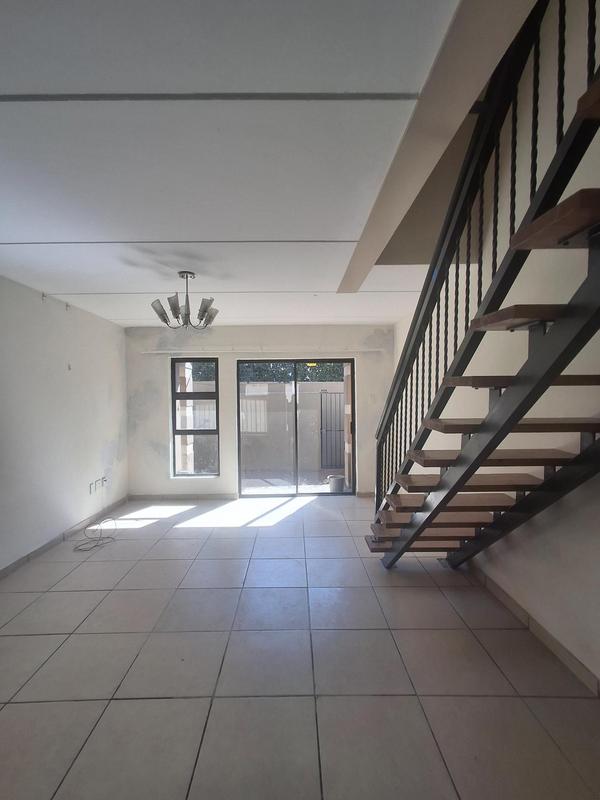 2 Bedroom Property for Sale in Gezina Gauteng