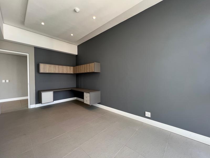 To Let 4 Bedroom Property for Rent in Hyde Park Gauteng