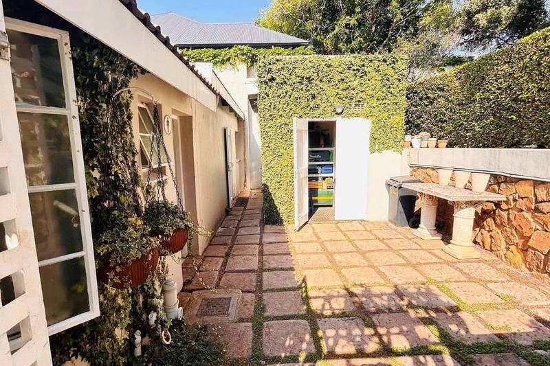 4 Bedroom Property for Sale in Waterkloof A H Gauteng