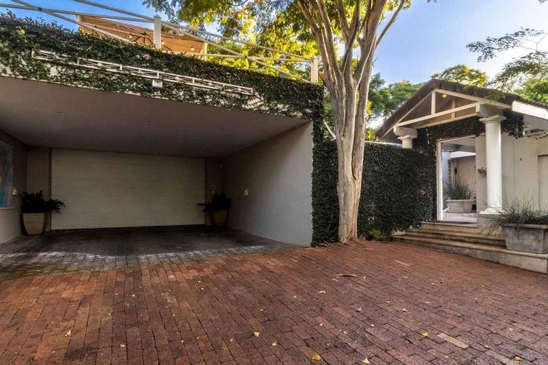 4 Bedroom Property for Sale in Waterkloof A H Gauteng