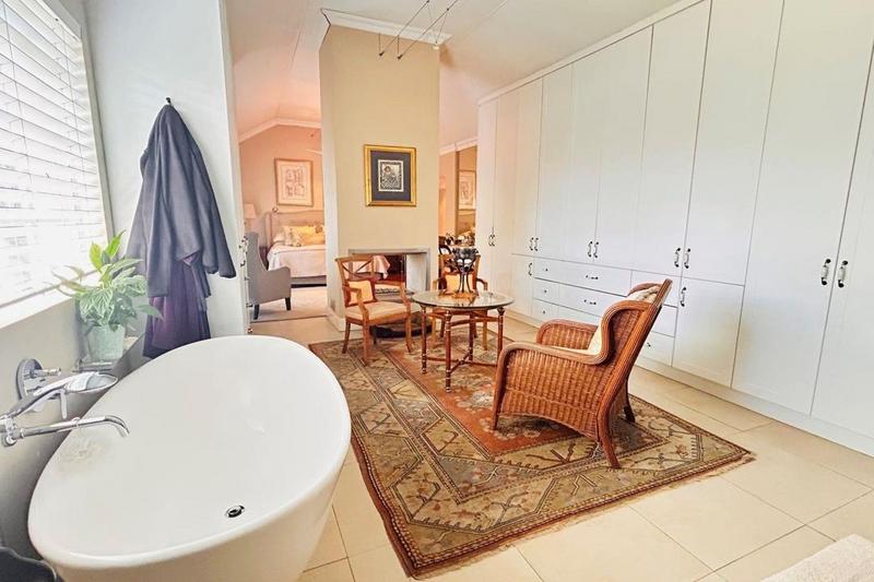 4 Bedroom Property for Sale in Waterkloof A H Gauteng