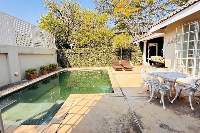 4 Bedroom Property for Sale in Waterkloof A H Gauteng