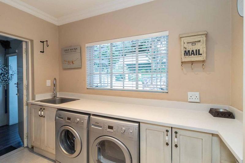 4 Bedroom Property for Sale in Waterkloof A H Gauteng