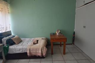 2 Bedroom Property for Sale in Eldoraigne Gauteng