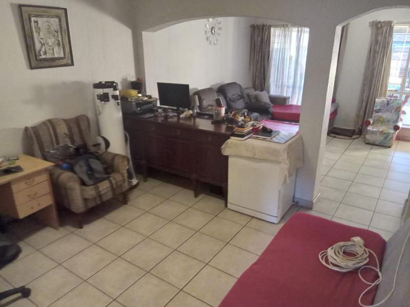 3 Bedroom Property for Sale in Hennopspark Gauteng