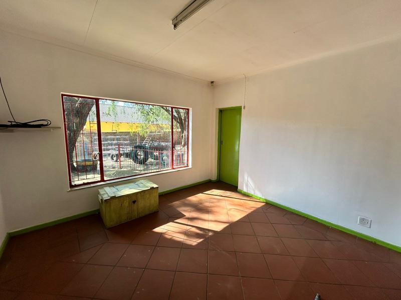 5 Bedroom Property for Sale in The Reeds Gauteng