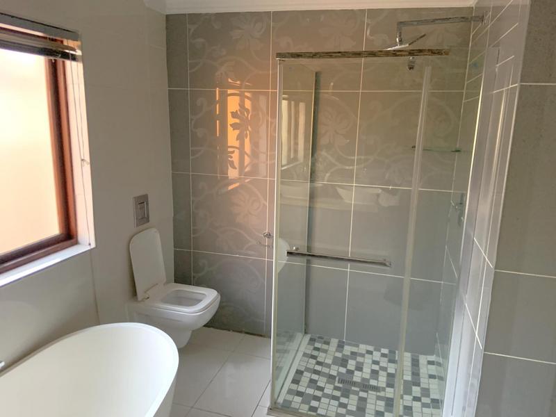 5 Bedroom Property for Sale in The Reeds Gauteng
