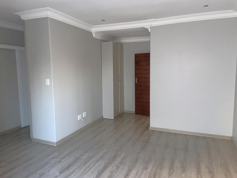 5 Bedroom Property for Sale in The Reeds Gauteng