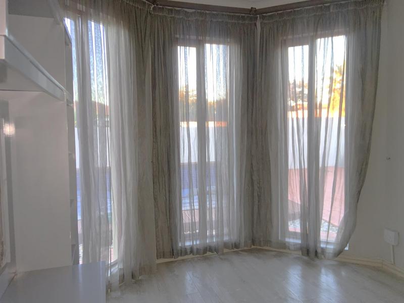5 Bedroom Property for Sale in The Reeds Gauteng