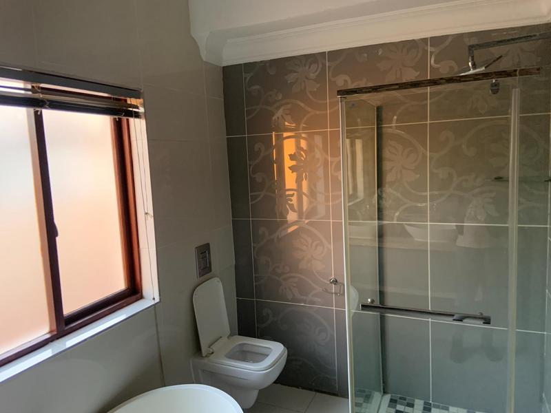 5 Bedroom Property for Sale in The Reeds Gauteng