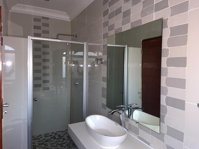 5 Bedroom Property for Sale in The Reeds Gauteng