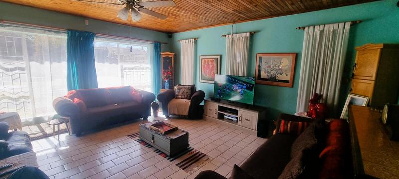 4 Bedroom Property for Sale in Wierda Park Gauteng