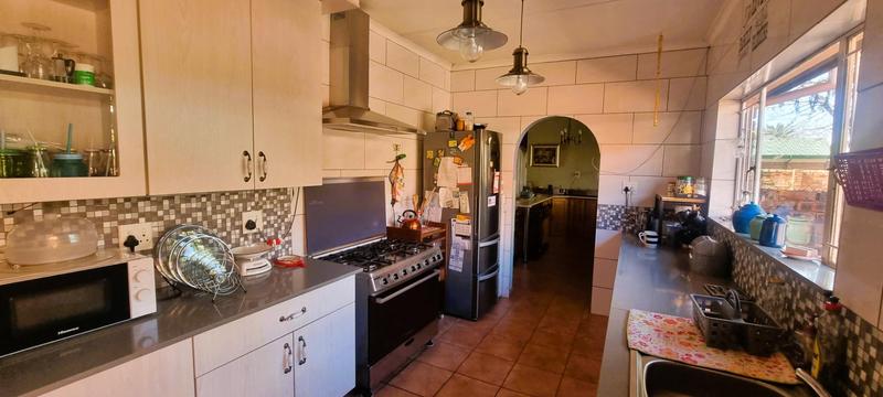 4 Bedroom Property for Sale in Wierda Park Gauteng