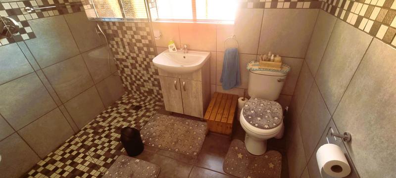 4 Bedroom Property for Sale in Wierda Park Gauteng