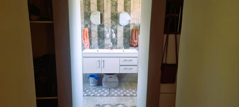 4 Bedroom Property for Sale in Wierda Park Gauteng