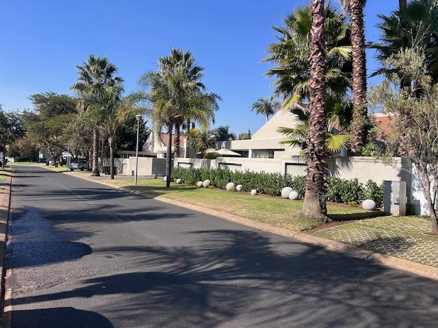 To Let 2 Bedroom Property for Rent in Silver Lakes Golf Estate Gauteng