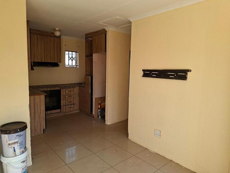 3 Bedroom Property for Sale in Protea Glen Gauteng