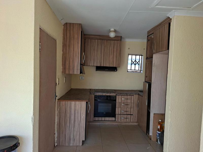 3 Bedroom Property for Sale in Protea Glen Gauteng