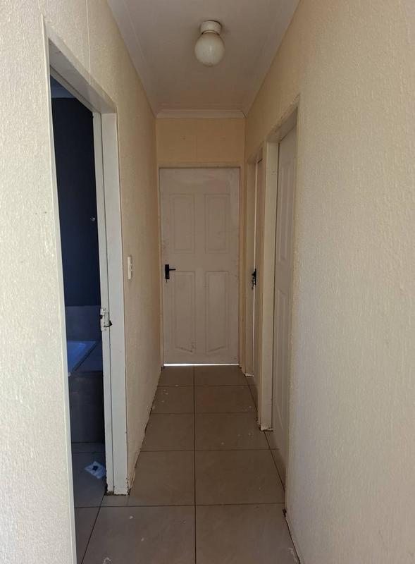3 Bedroom Property for Sale in Protea Glen Gauteng