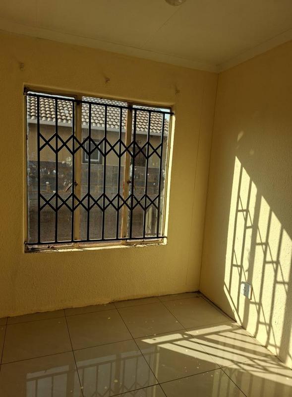 3 Bedroom Property for Sale in Protea Glen Gauteng