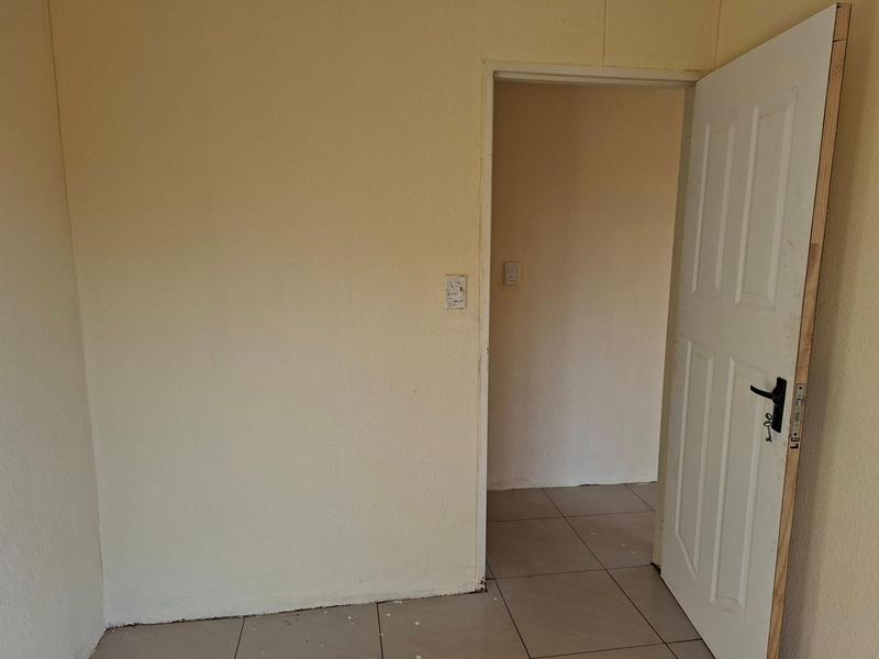 3 Bedroom Property for Sale in Protea Glen Gauteng