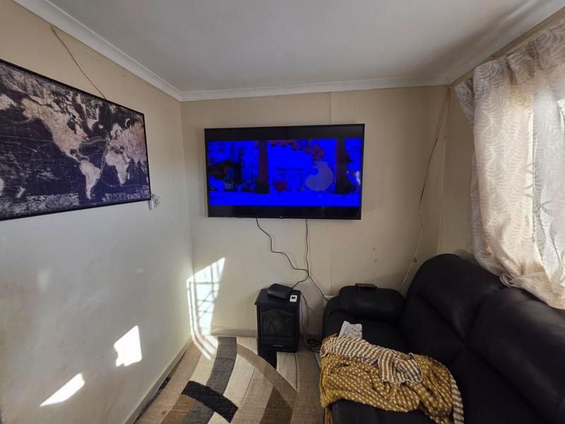 2 Bedroom Property for Sale in Kagiso Gauteng