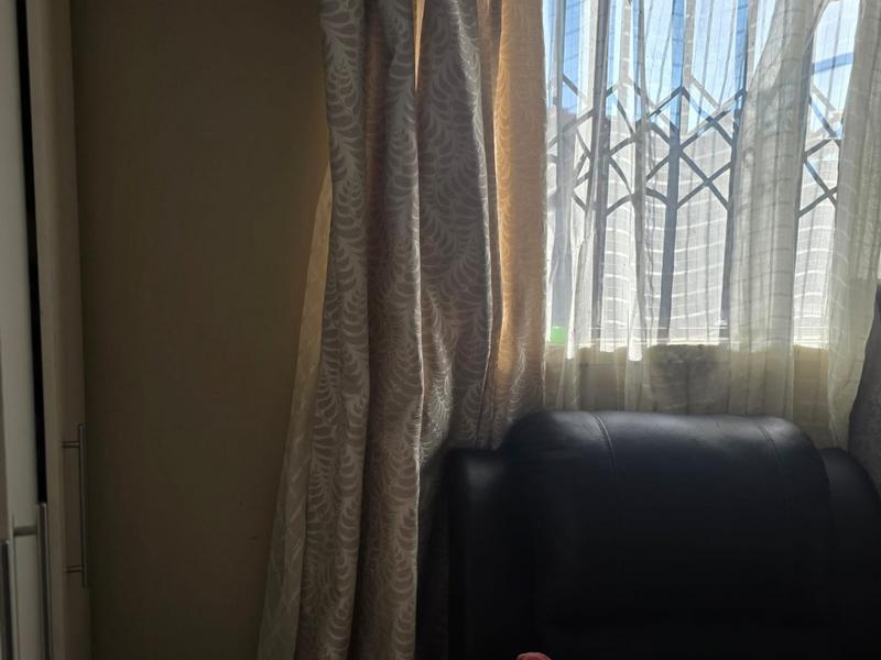 2 Bedroom Property for Sale in Kagiso Gauteng