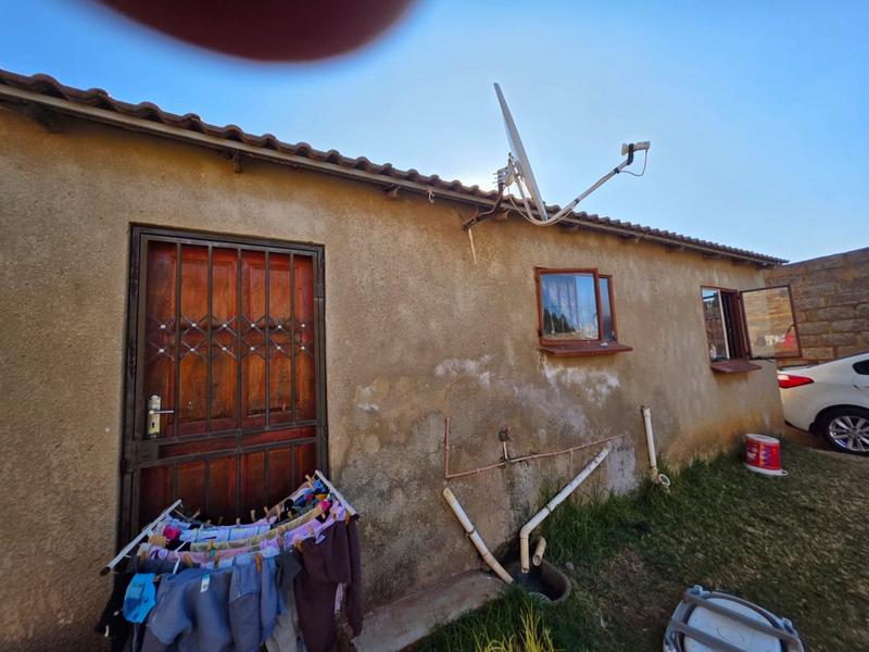2 Bedroom Property for Sale in Kagiso Gauteng