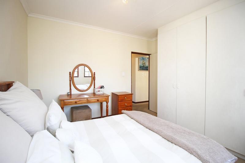 2 Bedroom Property for Sale in North Riding Gauteng