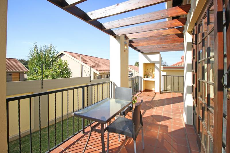 2 Bedroom Property for Sale in North Riding Gauteng