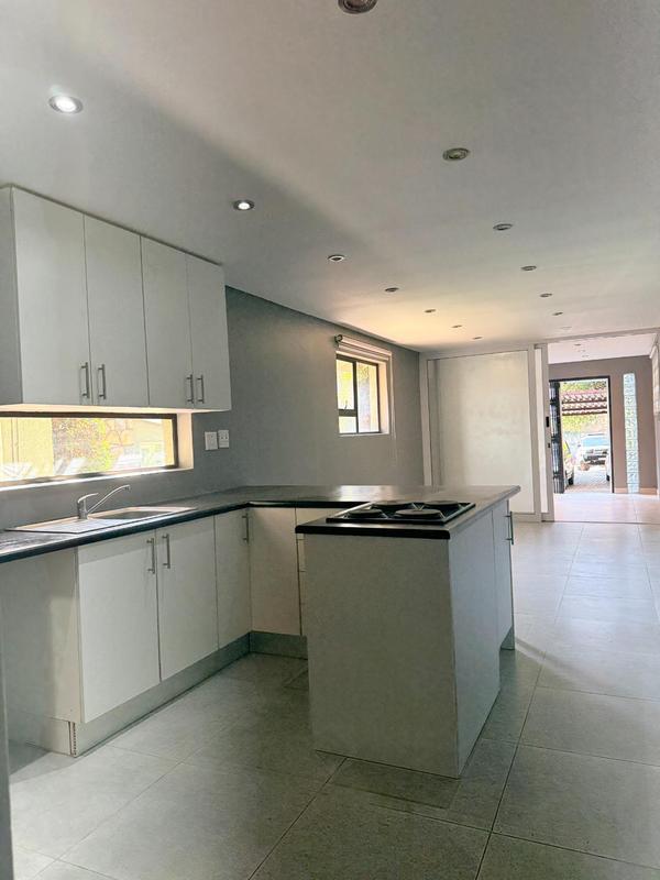 1 Bedroom Property for Sale in Glenhazel Gauteng