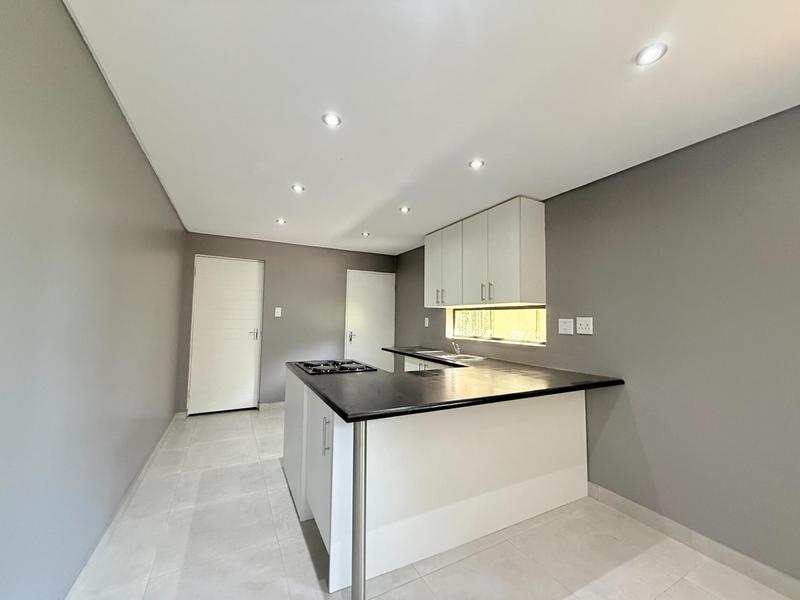 1 Bedroom Property for Sale in Glenhazel Gauteng