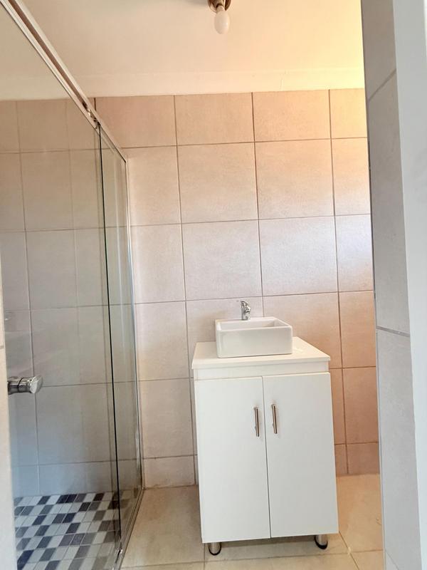 1 Bedroom Property for Sale in Glenhazel Gauteng