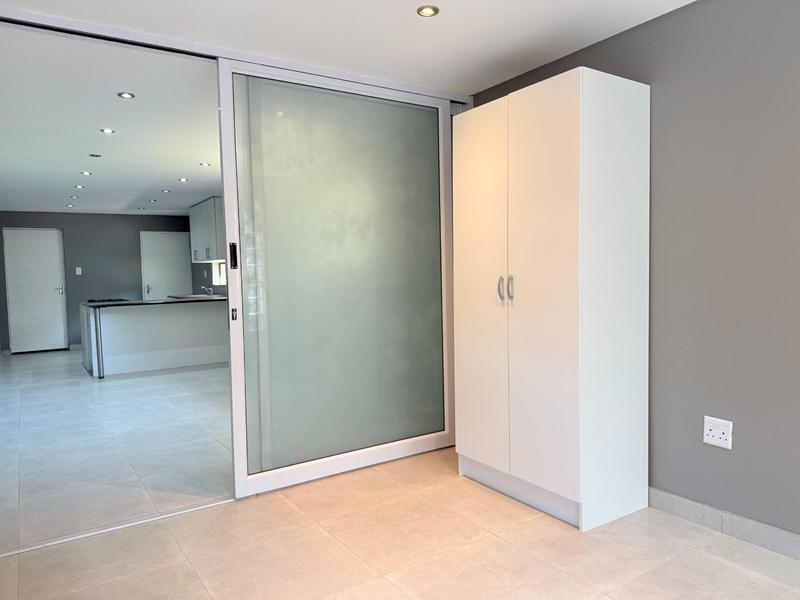 1 Bedroom Property for Sale in Glenhazel Gauteng