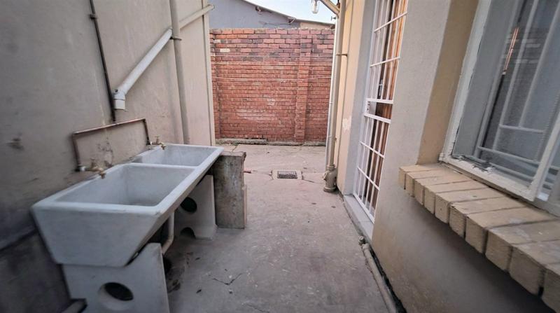 To Let 2 Bedroom Property for Rent in Laudium Gauteng