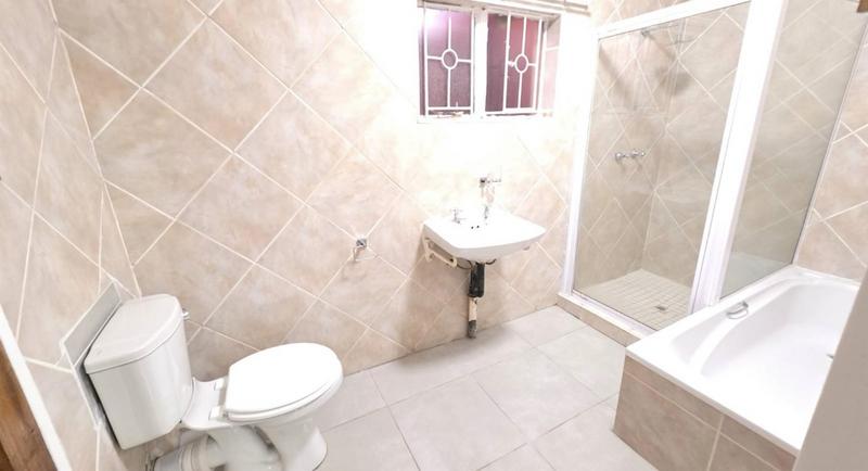 To Let 2 Bedroom Property for Rent in Laudium Gauteng