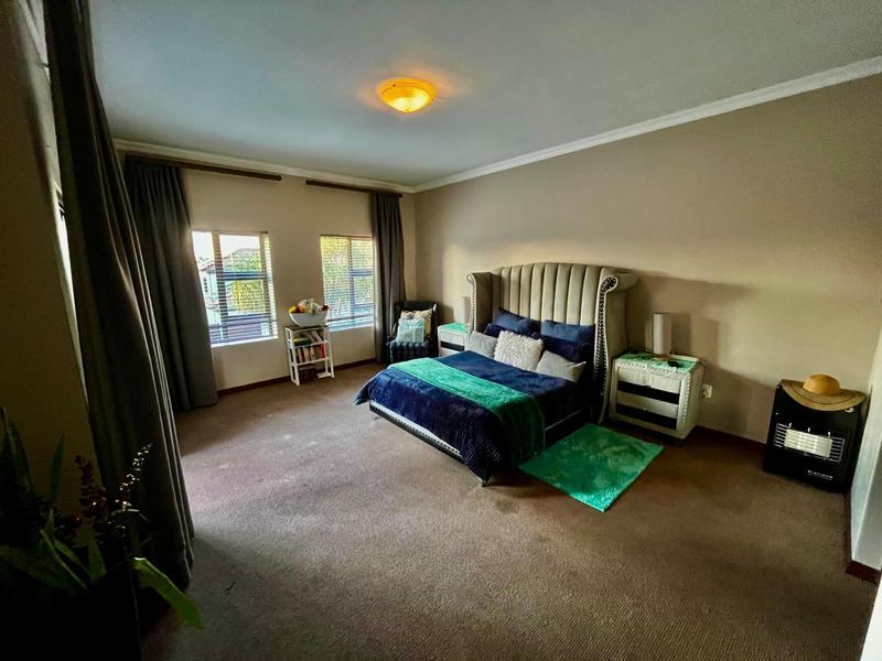 To Let 5 Bedroom Property for Rent in Montana Tuine Gauteng