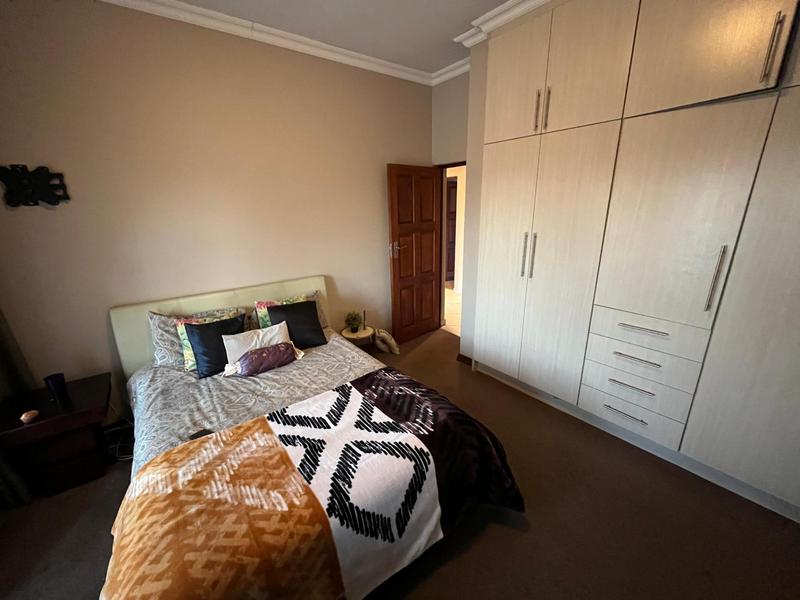 To Let 5 Bedroom Property for Rent in Montana Tuine Gauteng