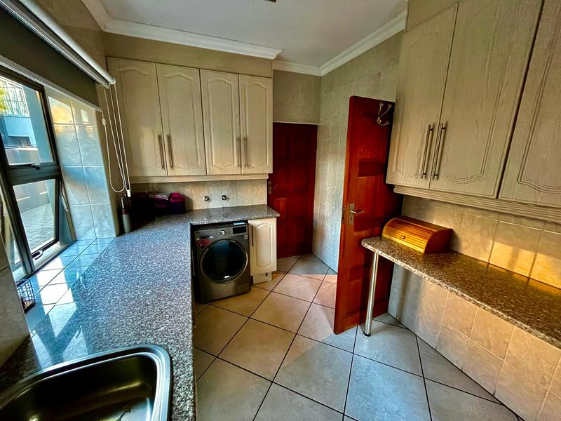 To Let 5 Bedroom Property for Rent in Montana Tuine Gauteng