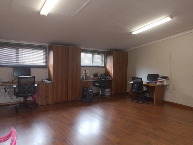 6 Bedroom Property for Sale in Edleen Gauteng