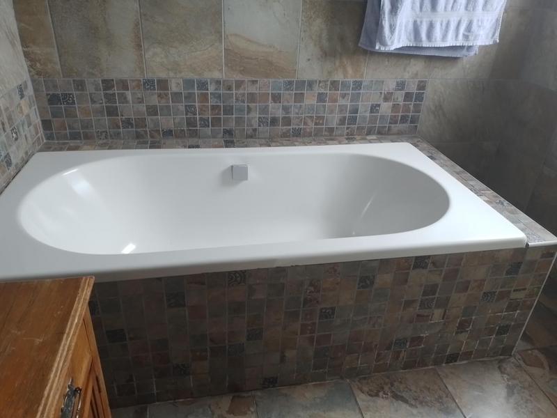 6 Bedroom Property for Sale in Edleen Gauteng