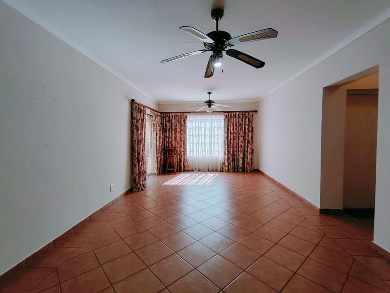 3 Bedroom Property for Sale in Wierdaglen Estate Gauteng