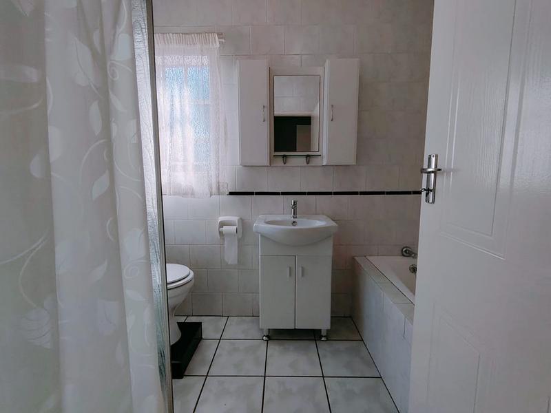 3 Bedroom Property for Sale in Wierdaglen Estate Gauteng