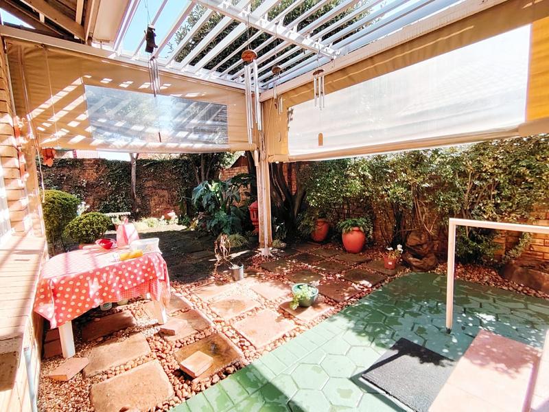 3 Bedroom Property for Sale in Wierdaglen Estate Gauteng
