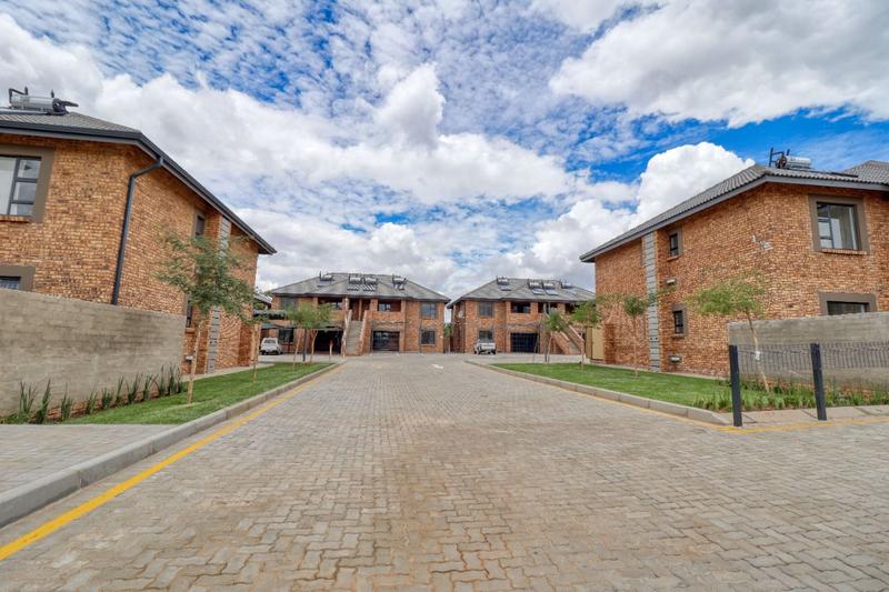 3 Bedroom Property for Sale in Ravenswood Gauteng