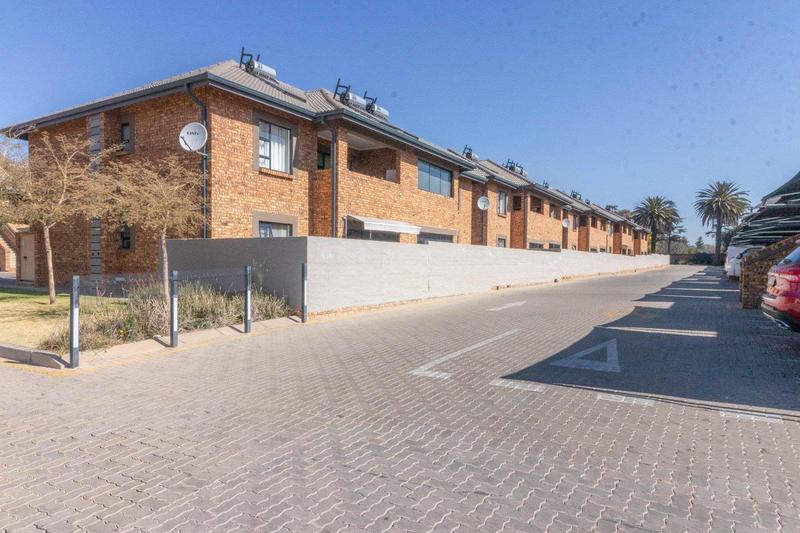 3 Bedroom Property for Sale in Ravenswood Gauteng