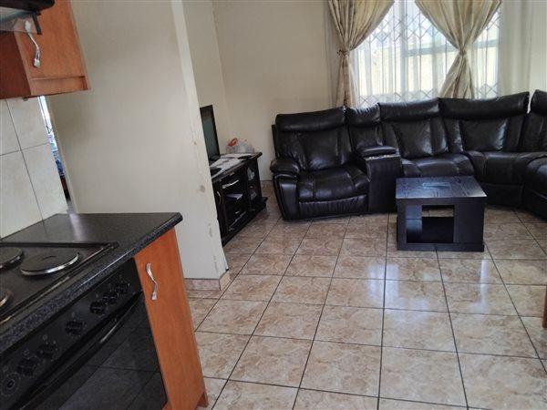 2 Bedroom Property for Sale in Fleurhof Gauteng